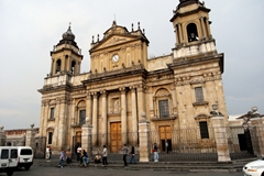 グアテマラシティ旧市街の教会